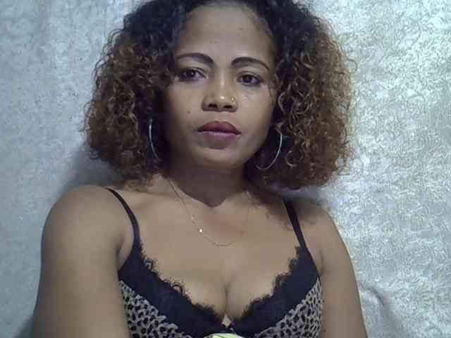 Sexywife1 Live Webcam on BongaCams