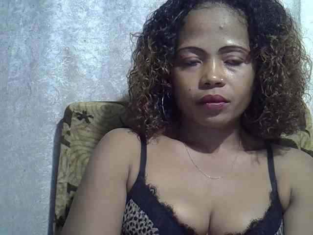 Sexywife1 webcam