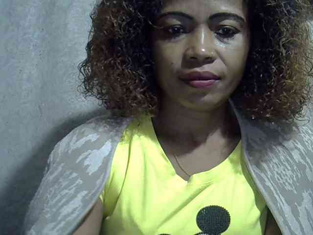 Sexywife1 webcam