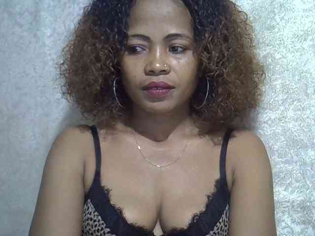 Sexywife1 webcam