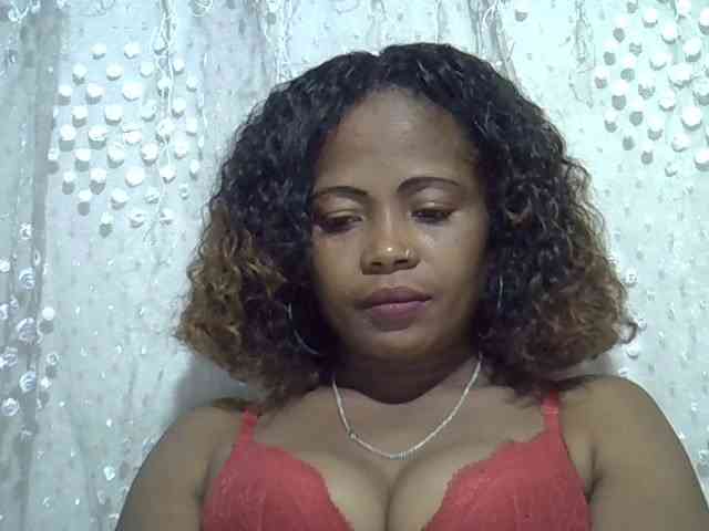 Sexywife1 webcam