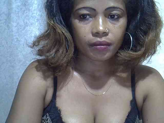 Sexywife1 webcam