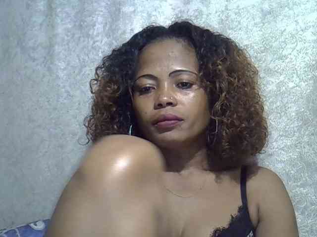 Sexywife1 webcam