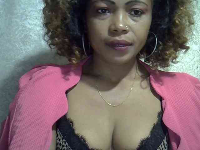 Sexywife1 webcam