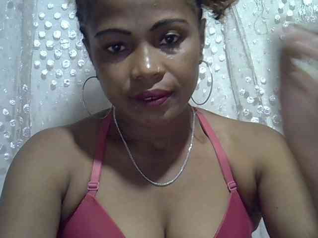 Sexywife1 webcam