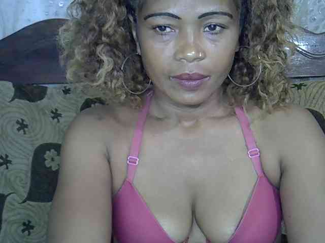 Sexywife1 webcam