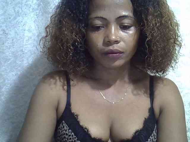 Sexywife1 webcam