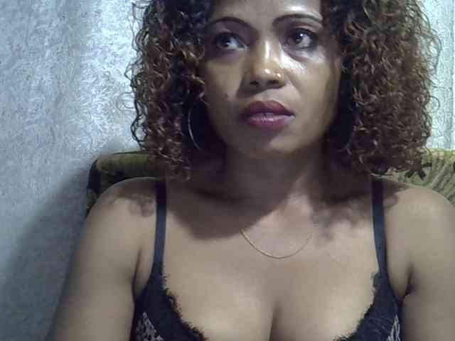 Sexywife1 webcam