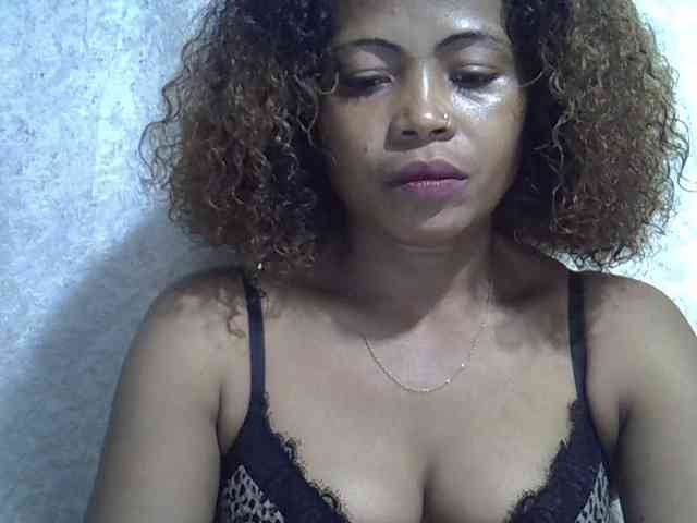 Sexywife1 webcam