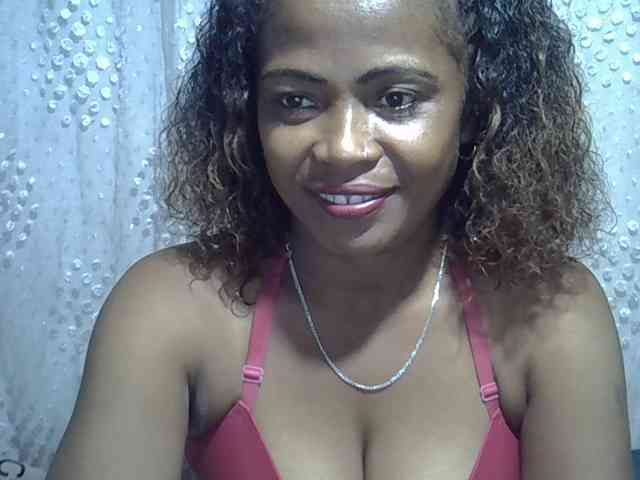 Sexywife1 webcam