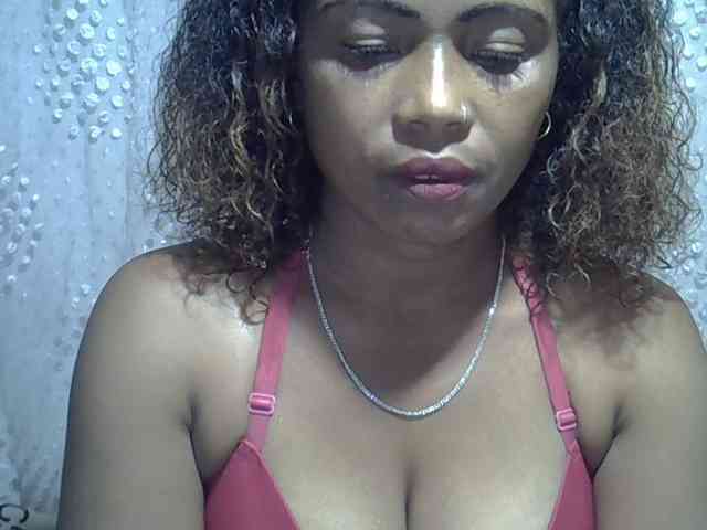 Sexywife1 webcam