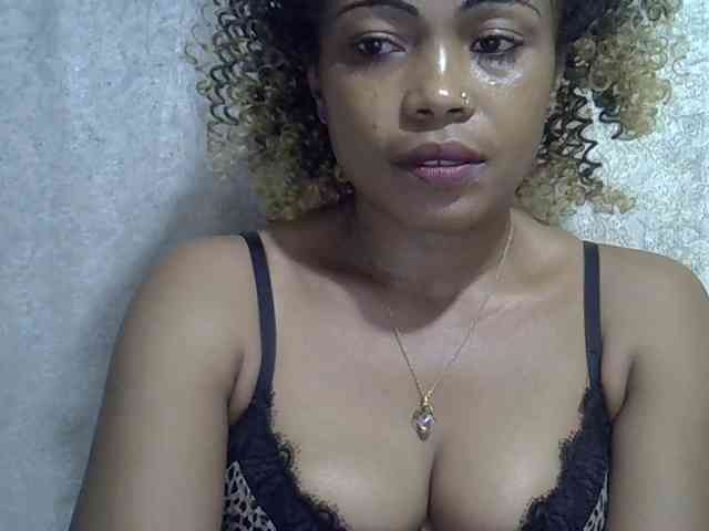 Sexywife1 webcam