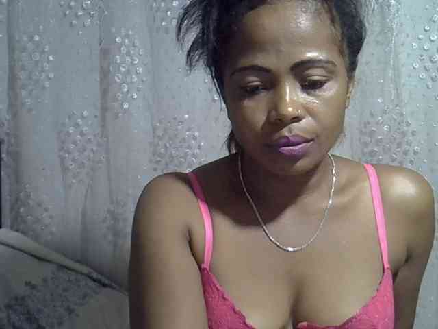 Sexywife1 webcam