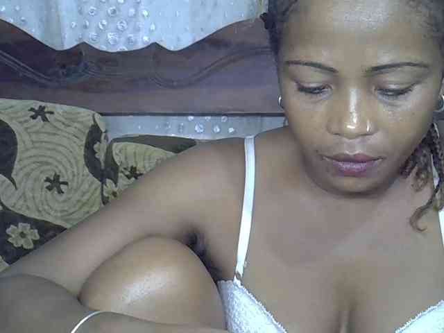 Sexywife1 Live Webcam on BongaCams