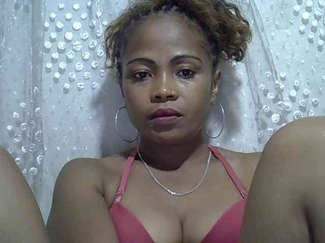 Sexywife1 webcam