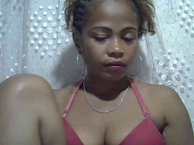 Sexywife1 webcam