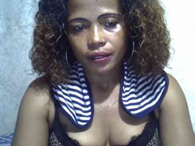 Sexywife1 webcam