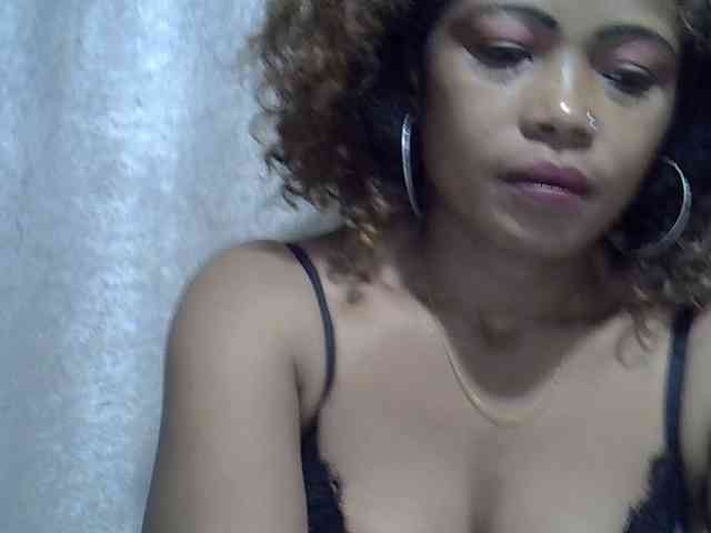 Sexywife1 webcam
