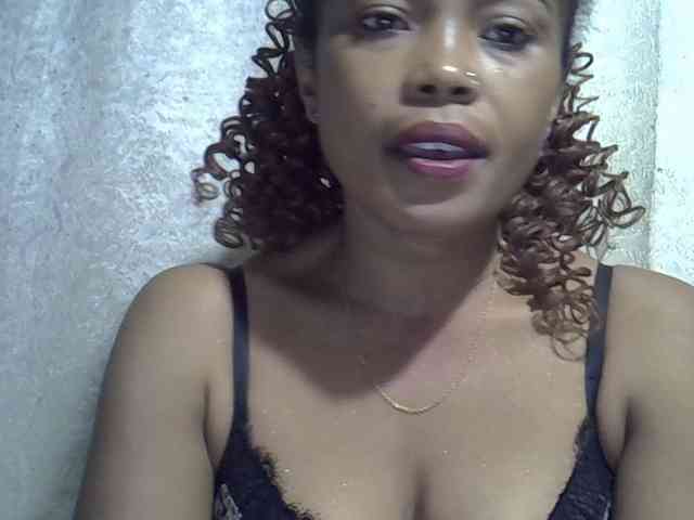 Sexywife1 webcam
