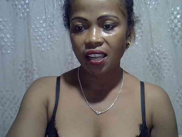 Sexywife1 webcam