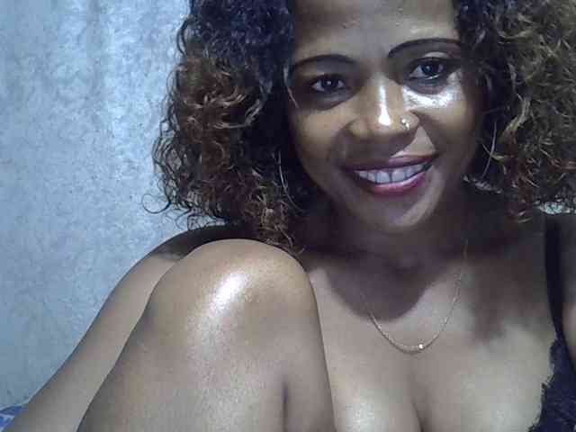 Sexywife1 webcam