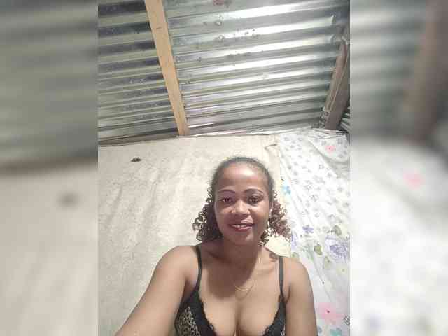 Sexywife1 webcam