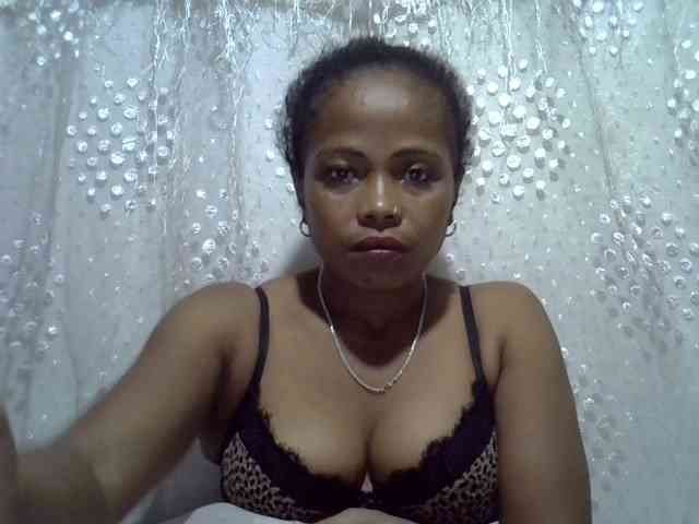 Sexywife1 webcam