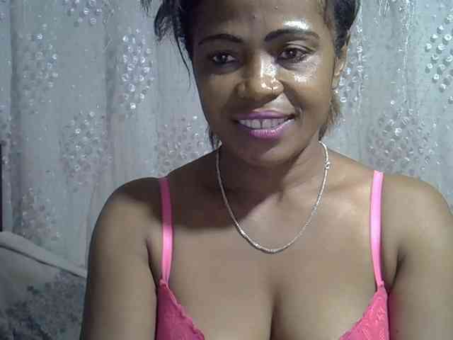 Sexywife1 webcam