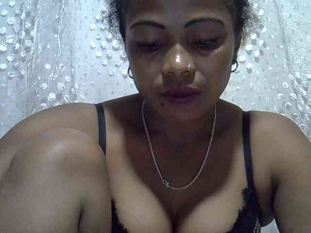Sexywife1 webcam