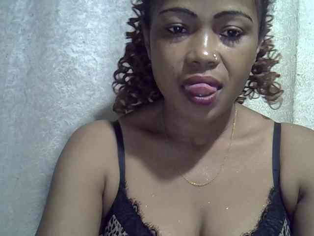 Sexywife1 webcam