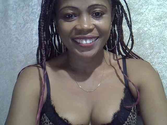 Sexywife1 webcam