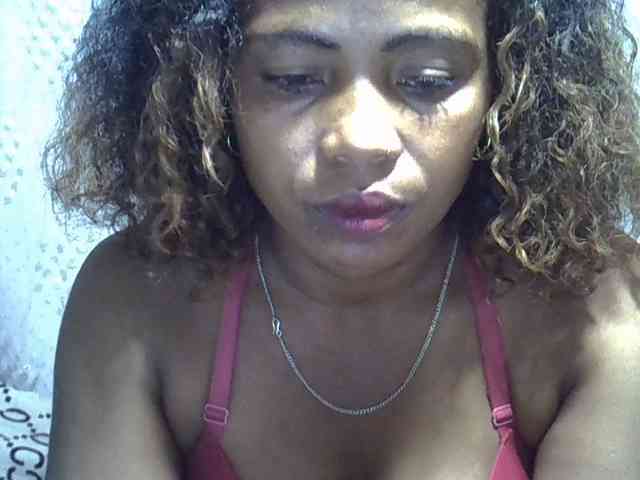 Sexywife1 webcam