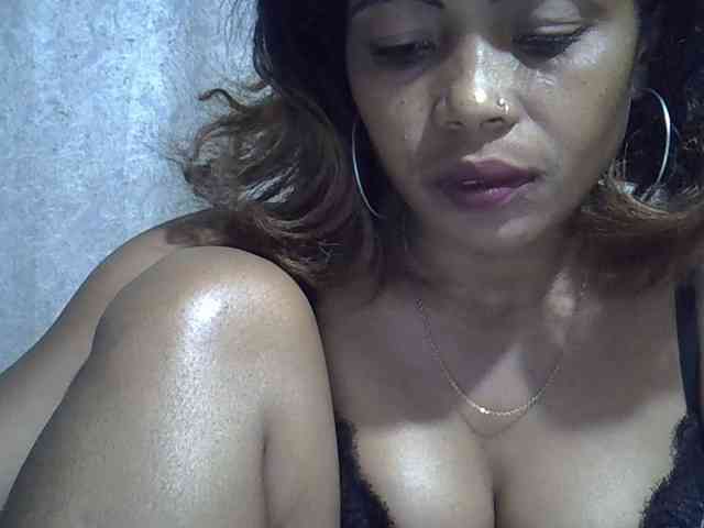 Sexywife1 webcam