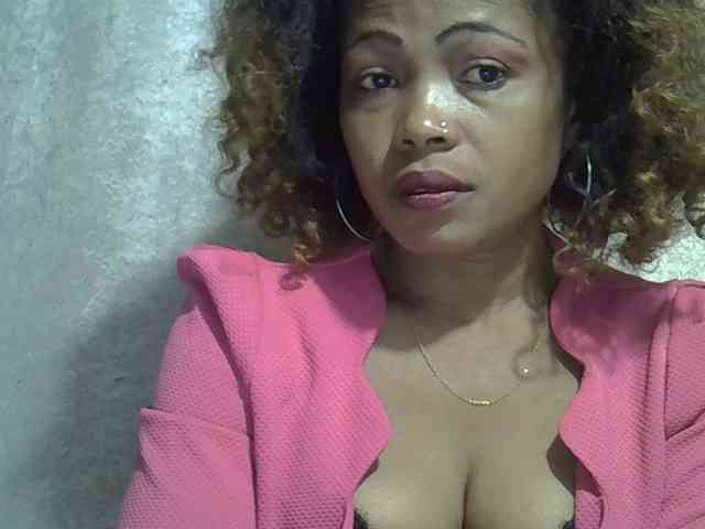 Sexywife1 webcam