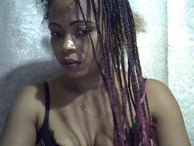 Sexywife1 webcam