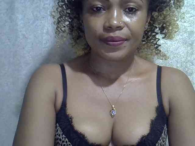 Sexywife1 webcam