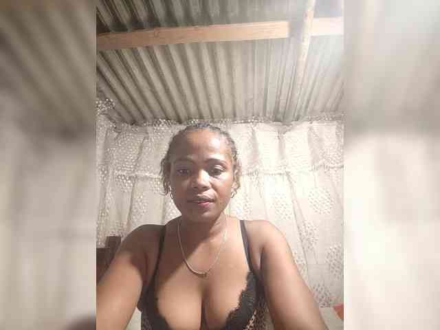 Sexywife1 webcam