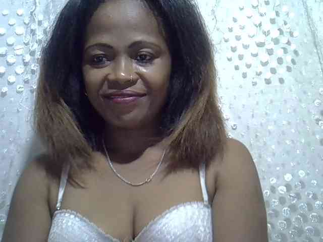 Sexywife1 webcam