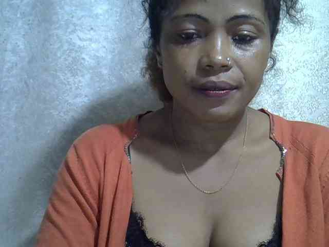 Sexywife1 webcam