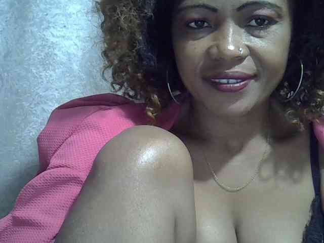Sexywife1 webcam