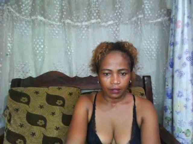 Sexywife1 Live Webcam on BongaCams