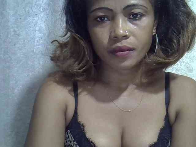 Sexywife1 webcam