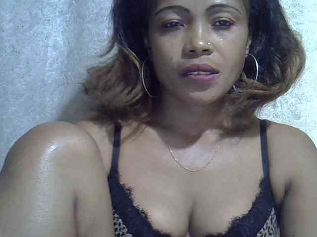 Sexywife1 webcam