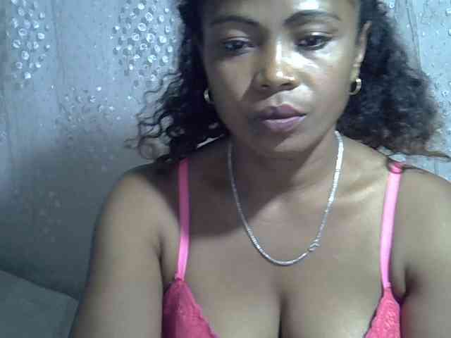 Sexywife1 webcam