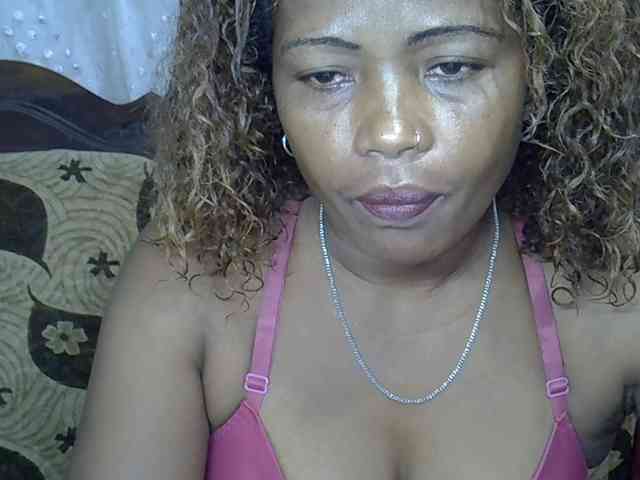 Sexywife1 Live Webcam on BongaCams