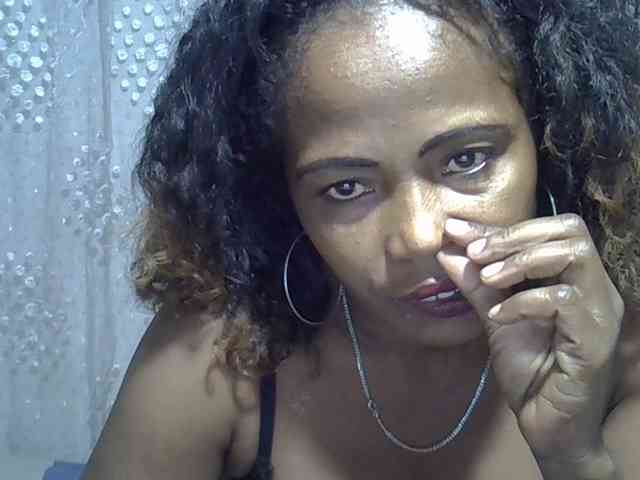 Sexywife1 webcam