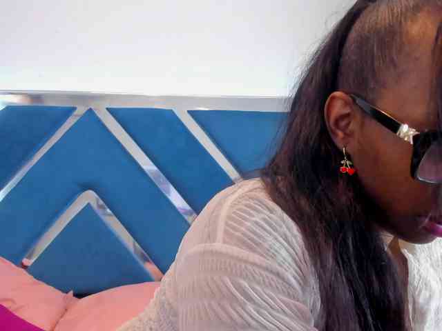 Emmagrace00 webcam
