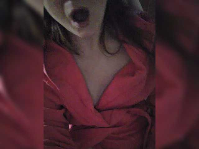 Fox-SEXI's BongaCams show and profile