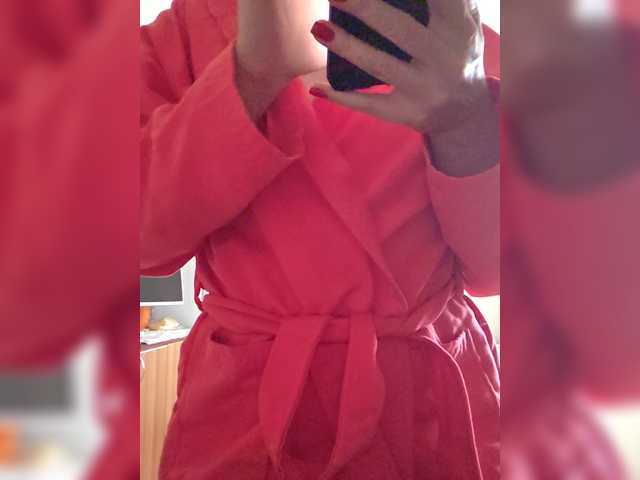 Fox-SEXI's BongaCams show and profile