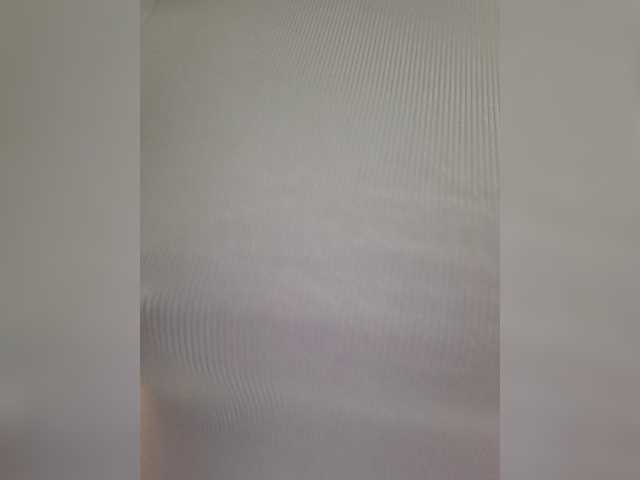 Fox-SEXI's BongaCams show and profile